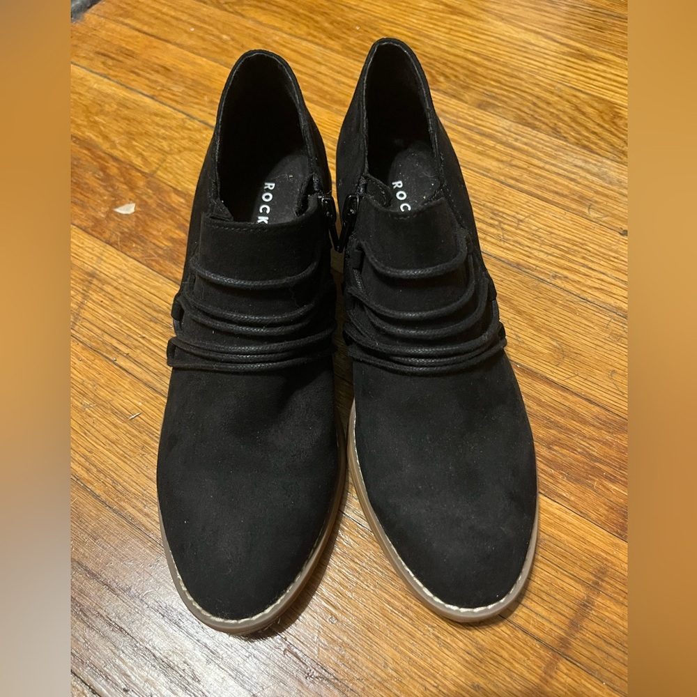 Rocket Dog Cross Comfort Heeled Bootie SZ 6.5